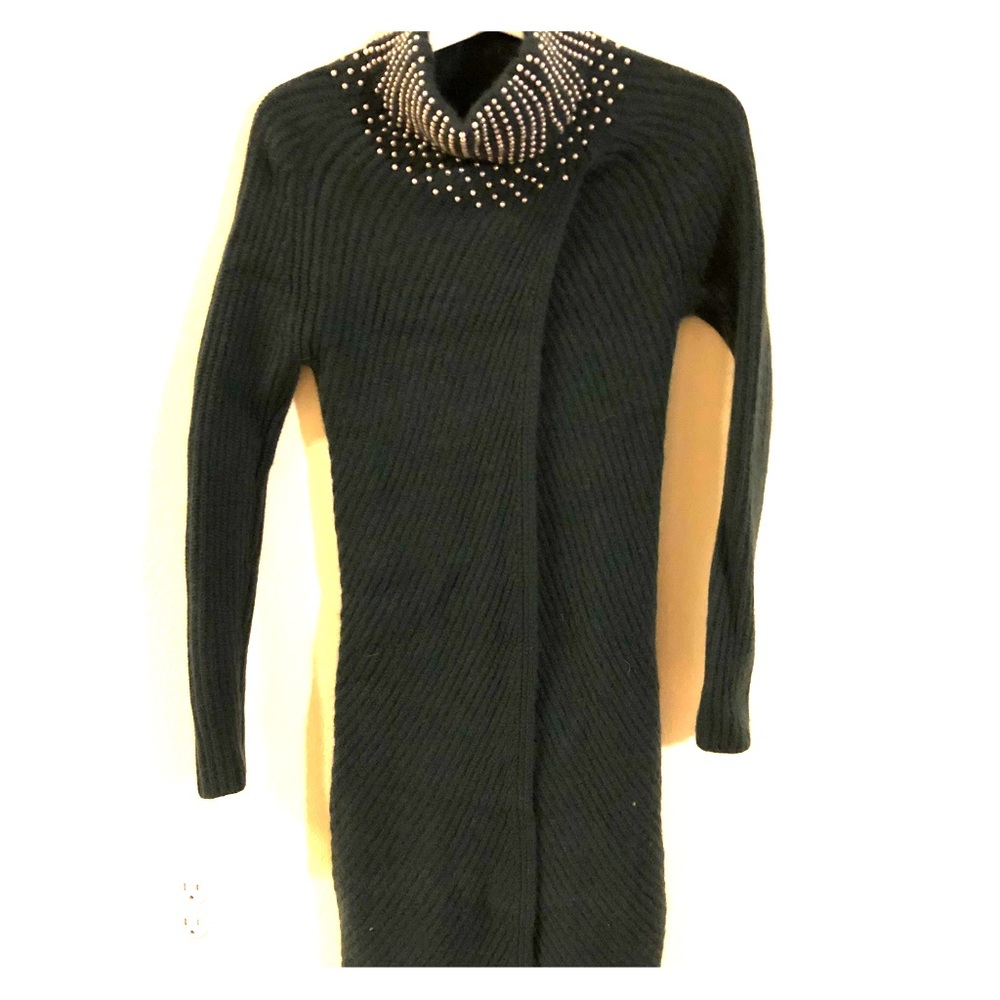 Fashion sweater